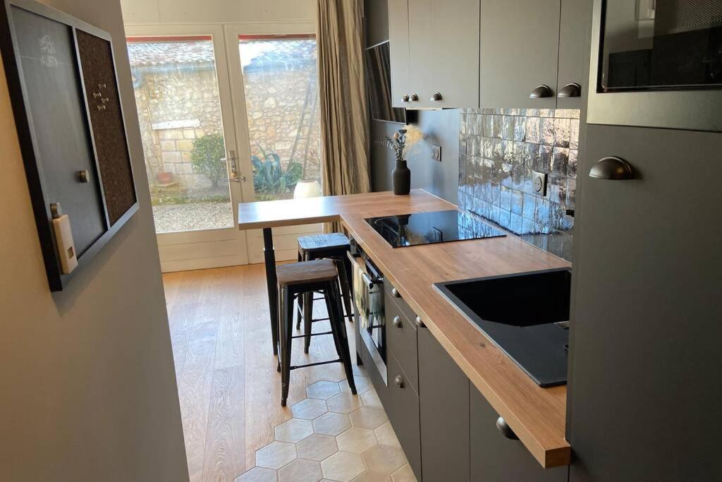 Le Clos Du Mesnil, Logement Totalement Independant Le Tourne Εξωτερικό φωτογραφία